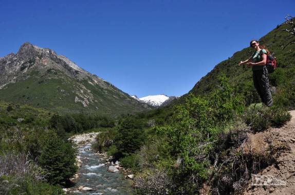 Uma hora completada na trilha para o Refúgio San Martín, no lago Jakob, na região de Bariloche, na Argentina